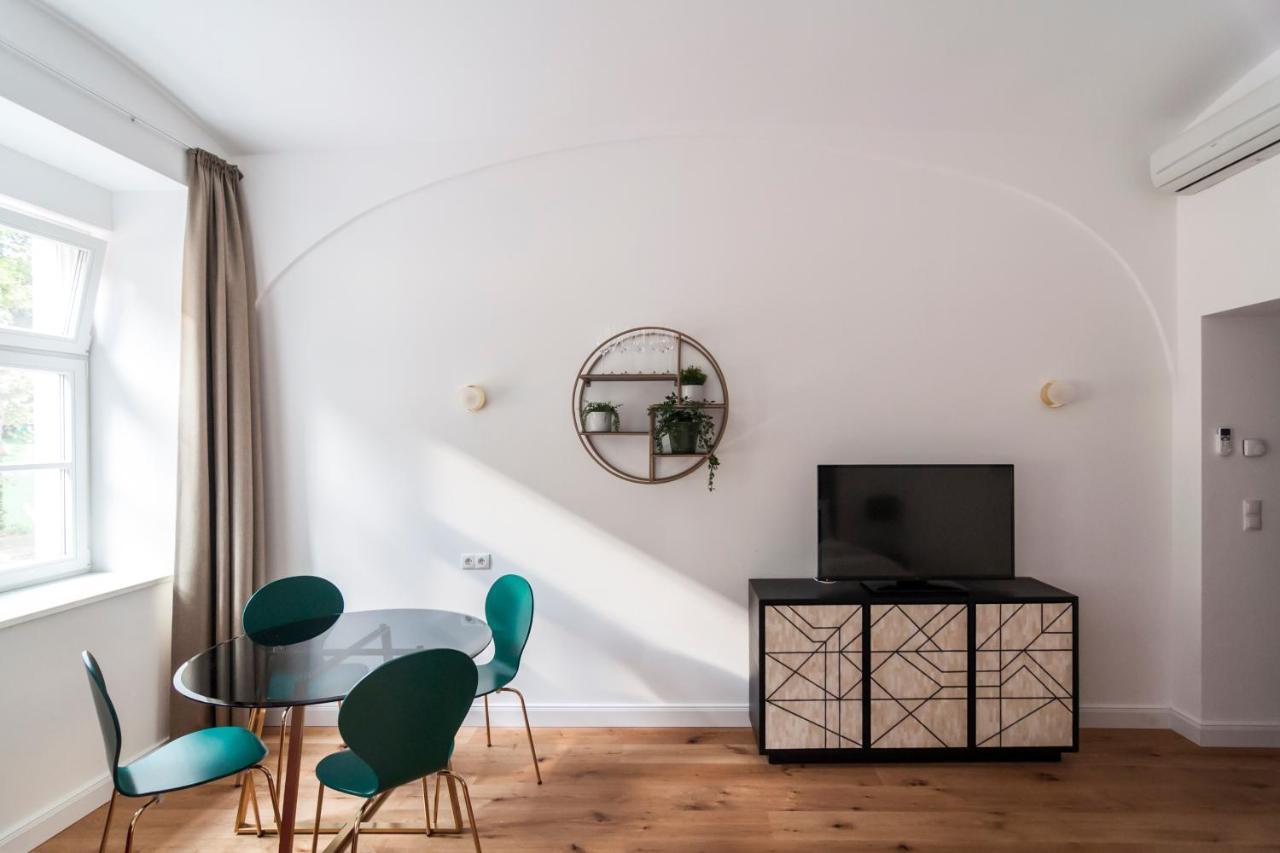Apartamento Easy Flat Sankt Elisabeth Viena Exterior foto